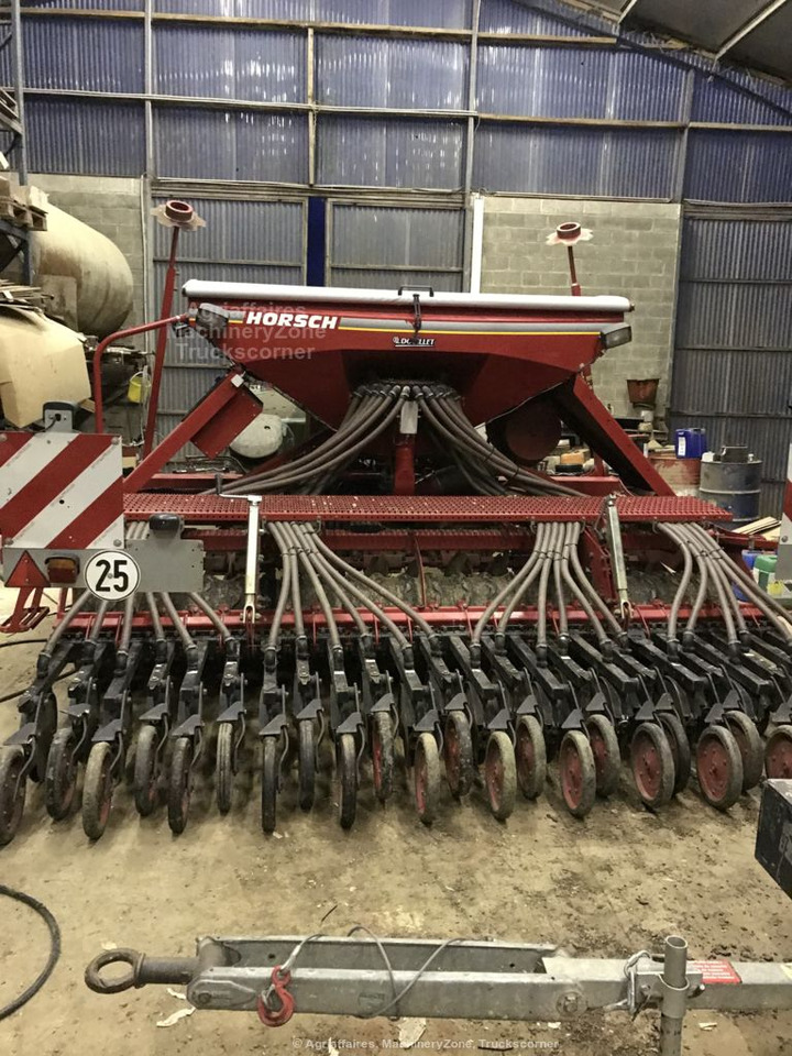 - Combine seed drill: picture 1