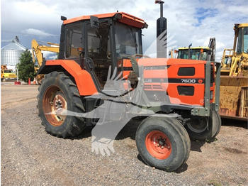AGCO 7600 15399 - Farm tractor: picture 1