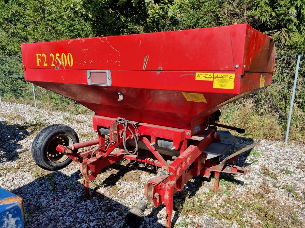 Bredal B2XL - Fertilizer spreader: picture 2