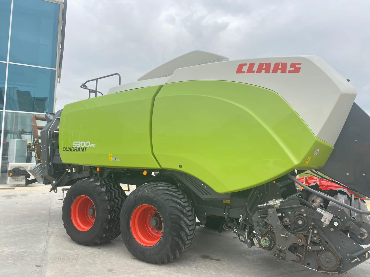 CLAAS 5300 RC - Square baler: picture 2