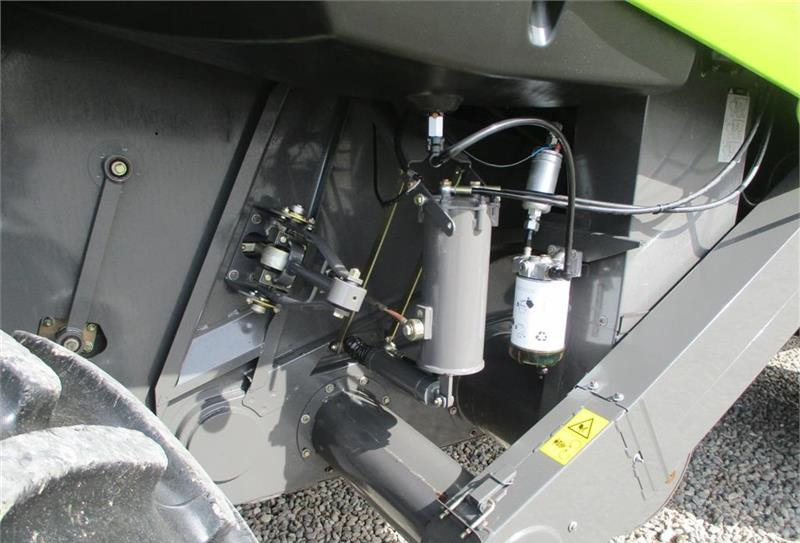 Combine harvester CLAAS LEXION 750 Gårdmaskine med valgfrit skærebord V900: picture 5
