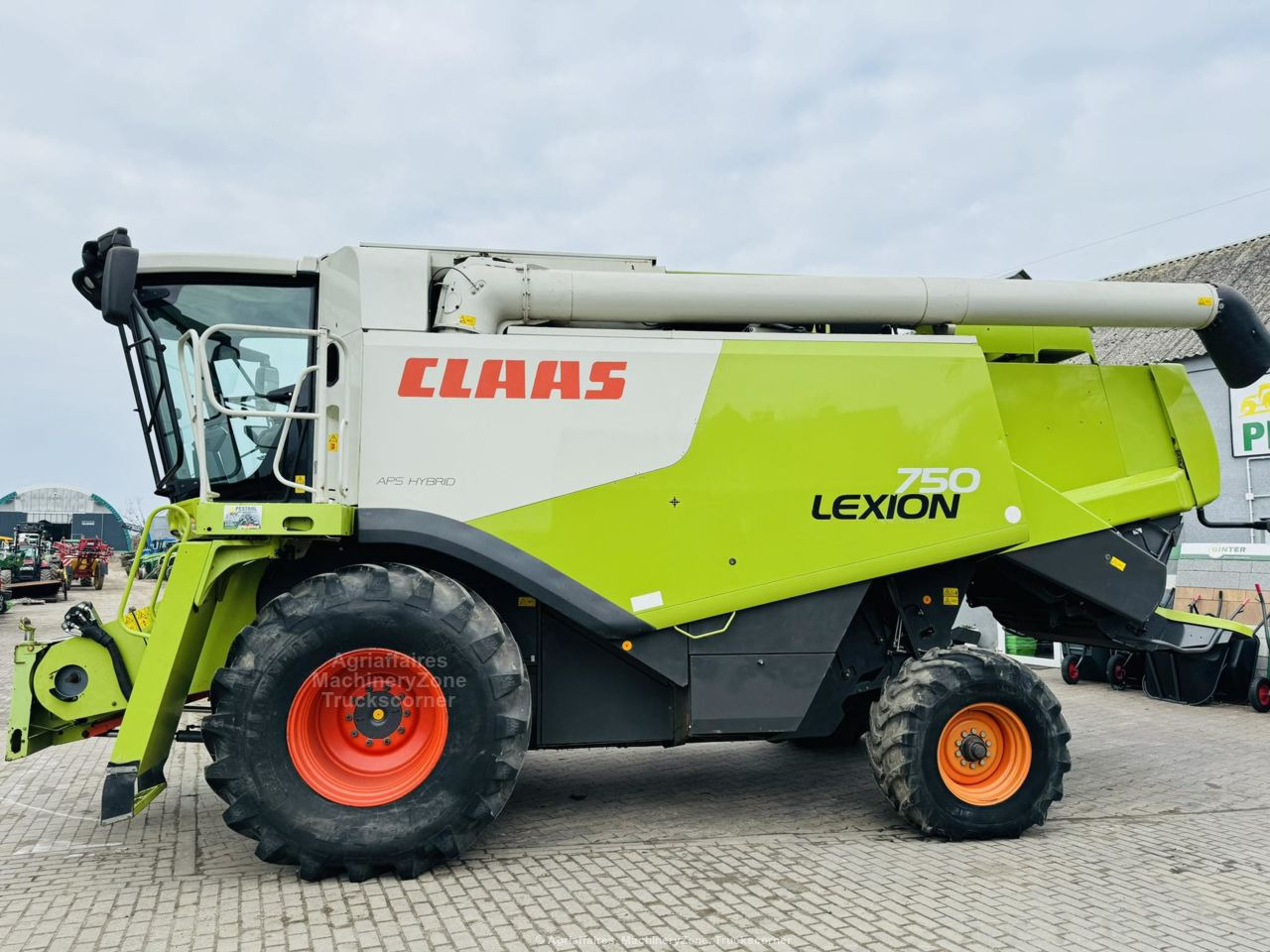 CLAAS Lexion 750 APS Hybrid - Combine harvester: picture 3