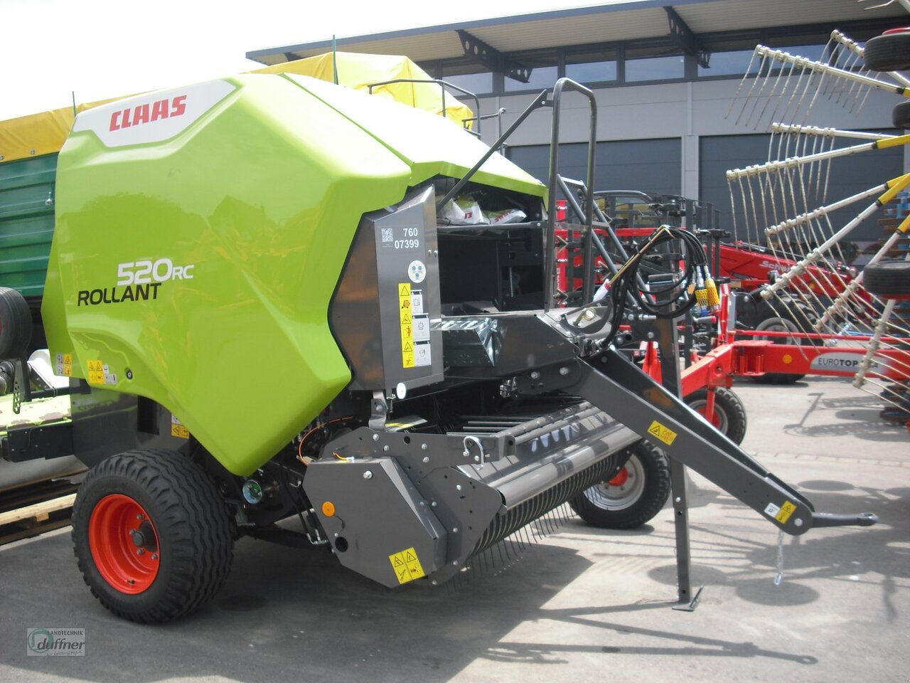 CLAAS ROLLANT 520 RC - Round baler: picture 1