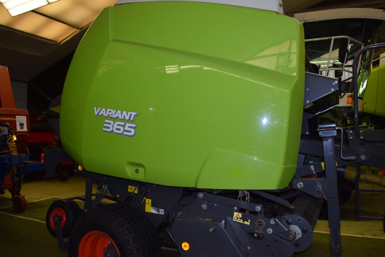 CLAAS Variant 365 RC - Round baler: picture 3
