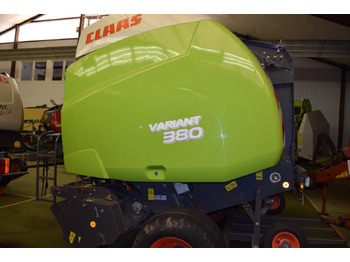 CLAAS Variant 380RC - Round baler: picture 1