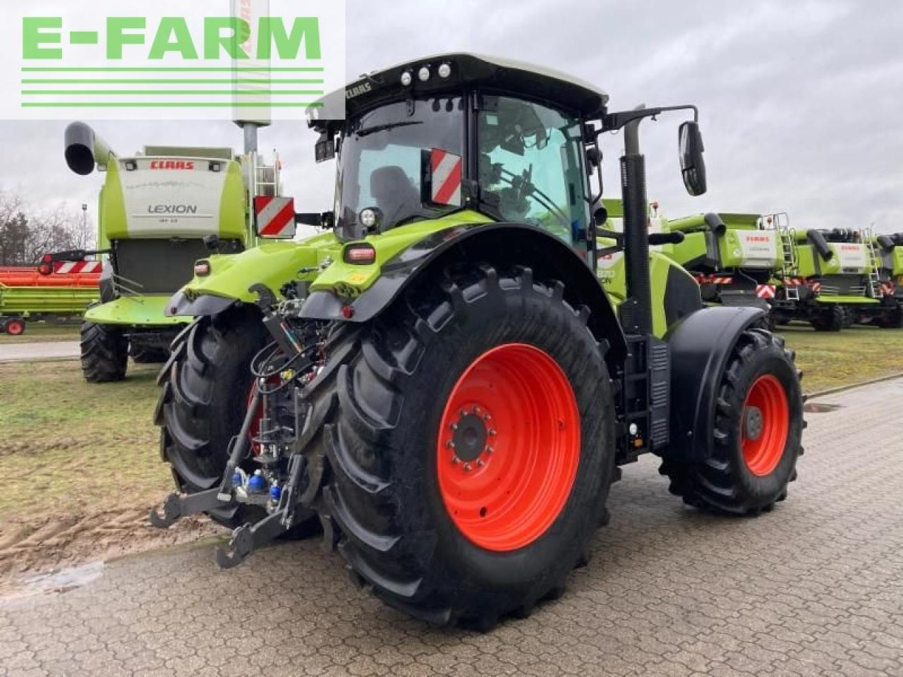 Farm tractor CLAAS axion 870: picture 6