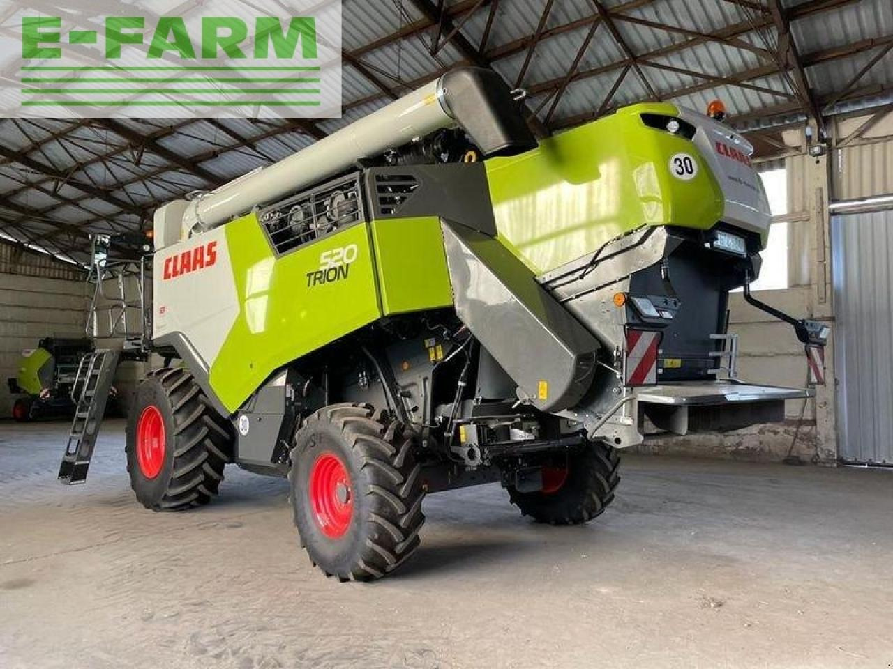 CLAAS trion 520 basic claas mähdresc - Combine harvester: picture 5