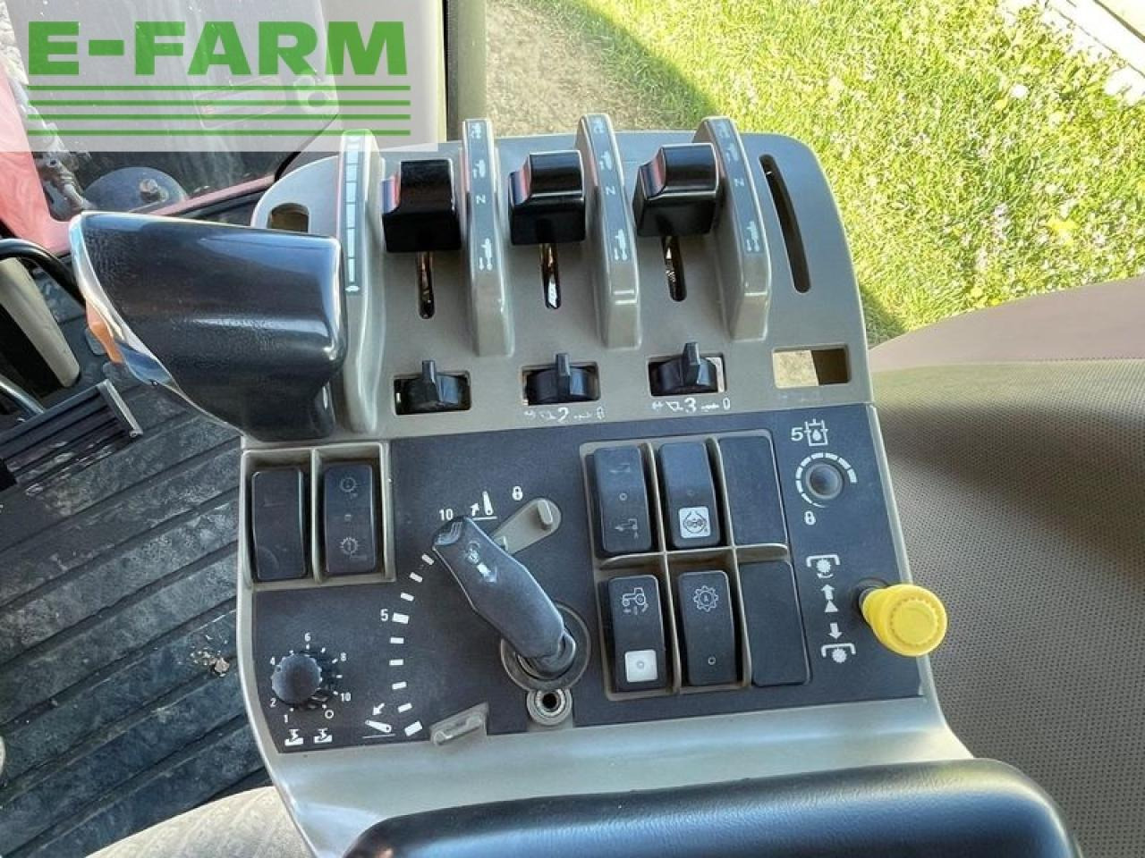 Farm tractor Case-IH magnum mx 255: picture 21