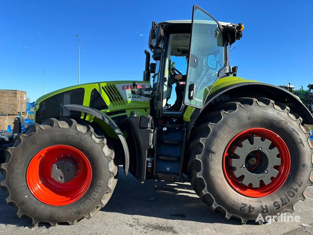 Claas 950 Axion - Farm tractor: picture 3