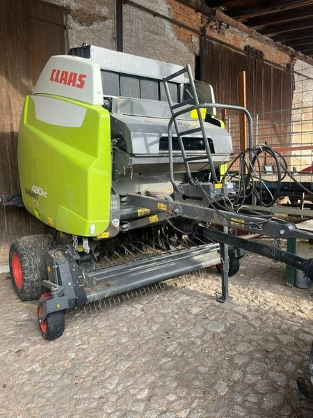 Claas VARIANT 480 RC - Round baler: picture 1