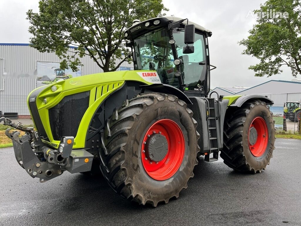 Claas XERION 4000 TRAC VC - Farm tractor: picture 3