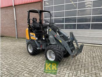 G1500 Giant  - Compact loader