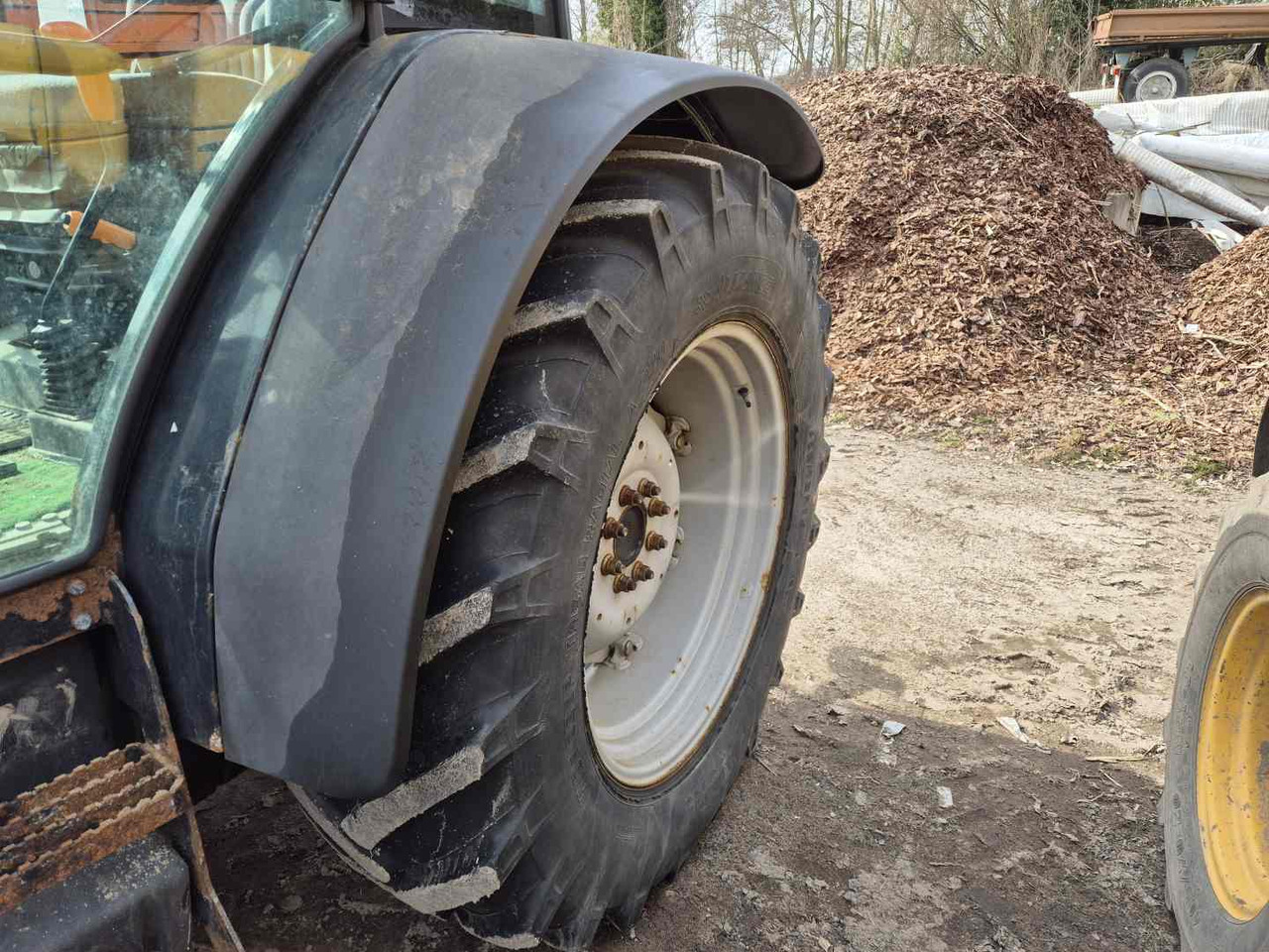 DEUTZ-FAHR AGROFARM 85 - Farm tractor: picture 4