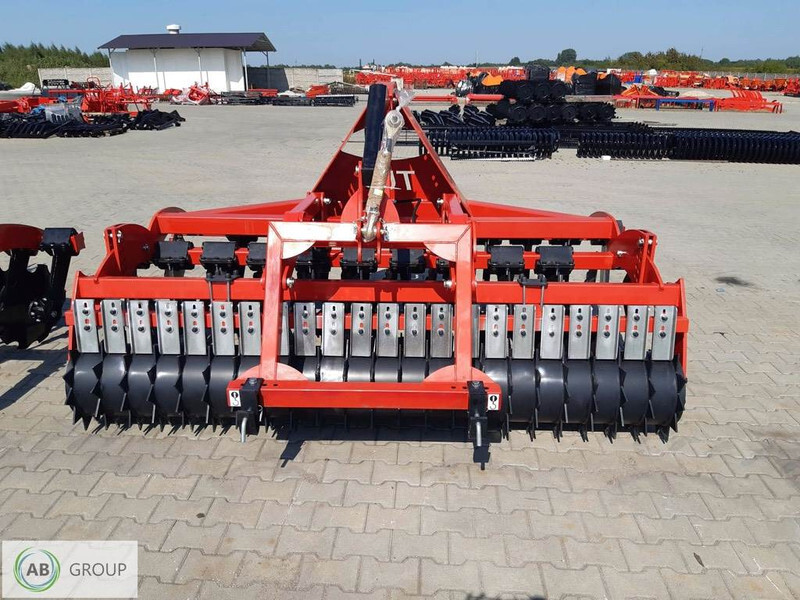 Dexwal brona talerzowa TUR 2,7 m z hydropakiem - Soil tillage equipment: picture 1