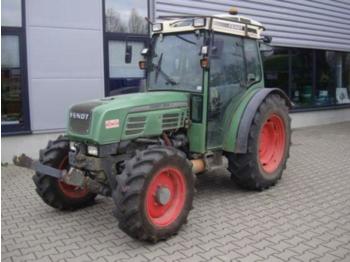 Farm tractor Fendt 209 P: picture 1