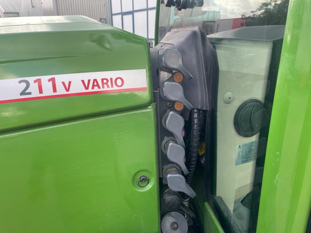 Mini tractor Fendt 211 V Vario Gen3 ProfiPlus setting 2: picture 13