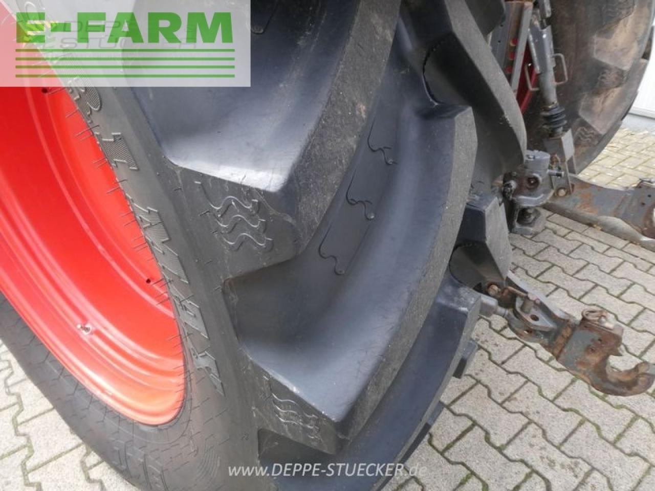 Farm tractor Fendt 412 vario: picture 11