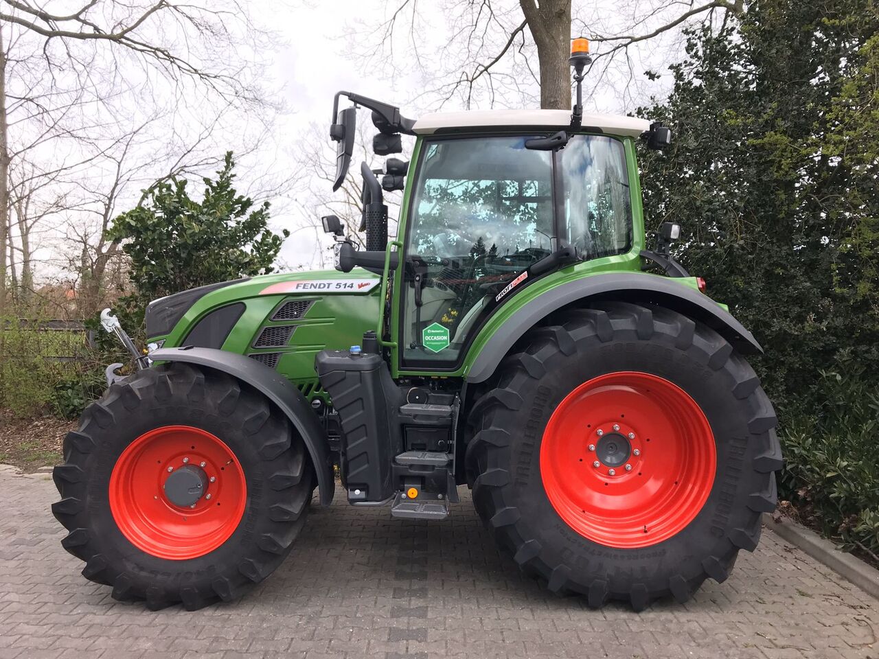 Fendt 514 Vario S4 ProfiPlus - Farm tractor: picture 2