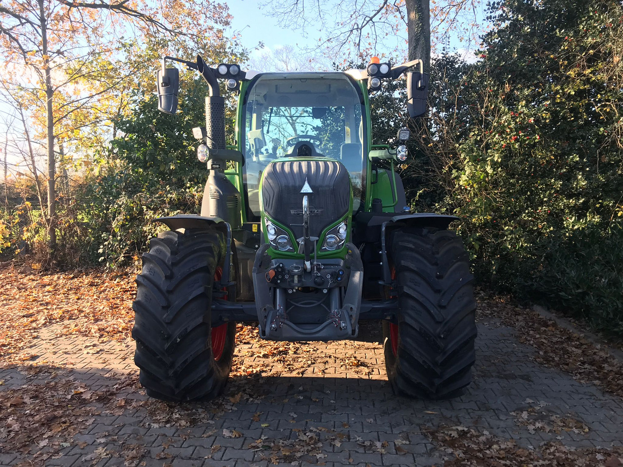 Fendt 516 Vario S4 ProfiPlus - Farm tractor: picture 5
