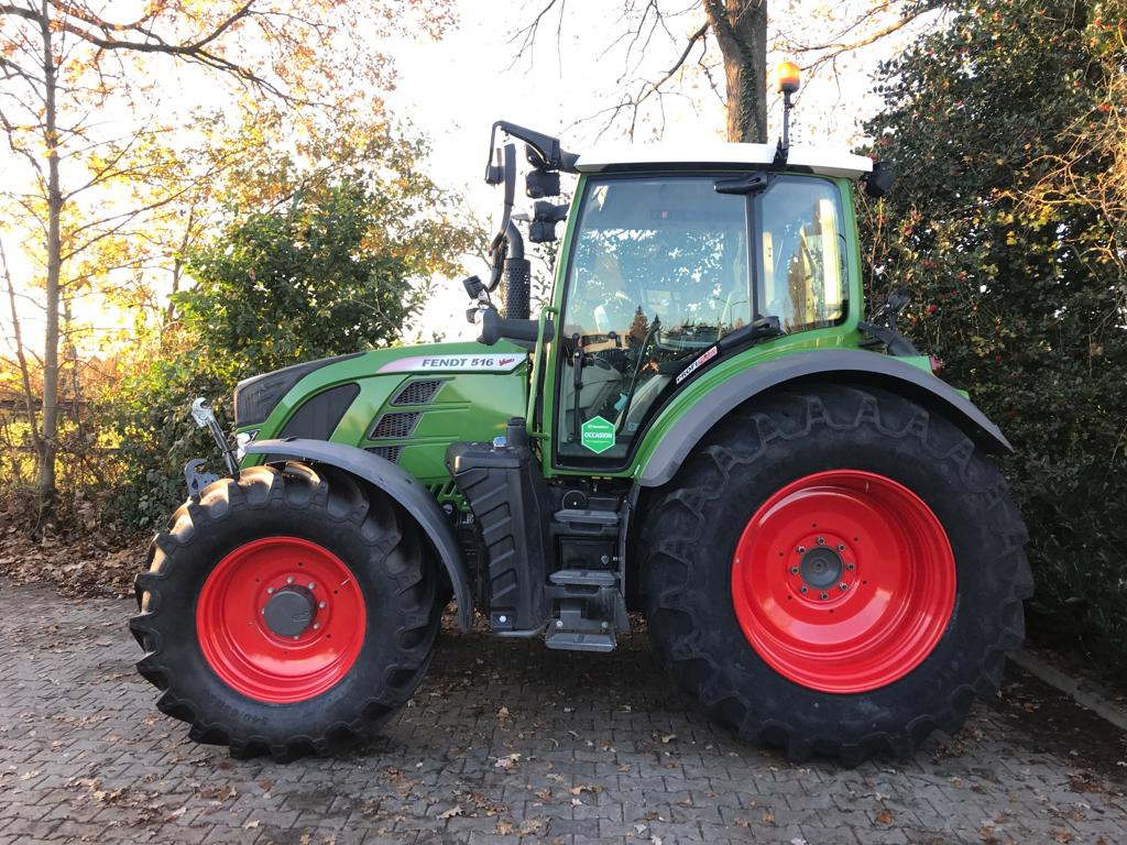 Fendt 516 Vario S4 ProfiPlus - Farm tractor: picture 2