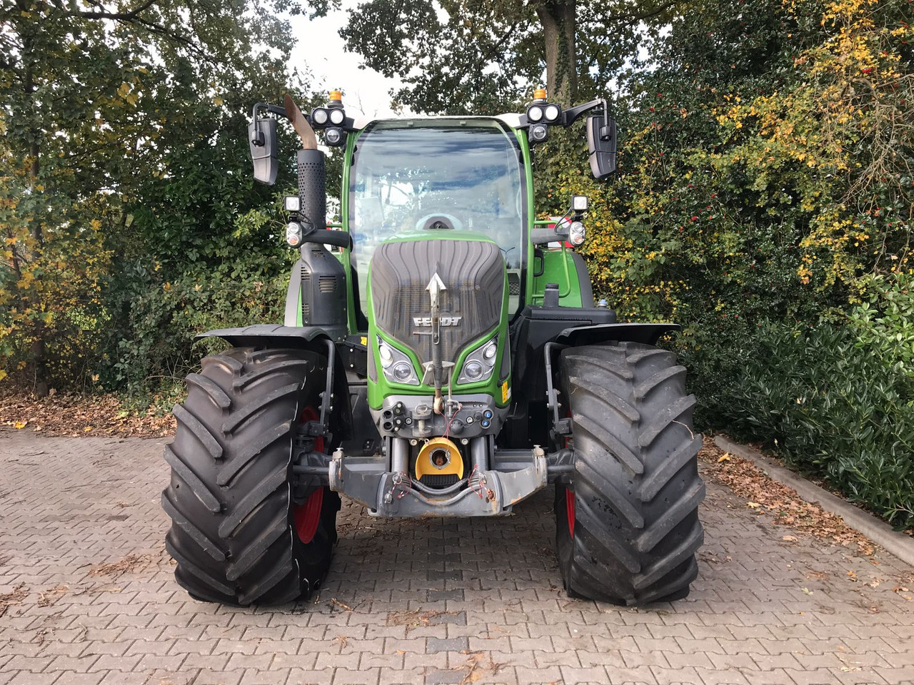 Fendt 724 Vario S4 ProfiPlus - Farm tractor: picture 5