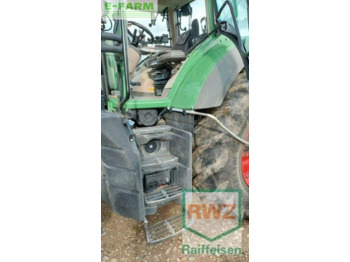 Farm tractor Fendt 824: picture 5