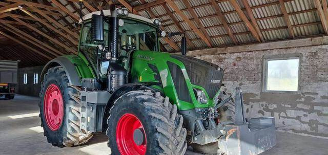 Fendt 826 Vario S4 Profi Plus - Farm tractor: picture 2