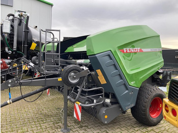 Hay and forage equipment FENDT Farmer 100