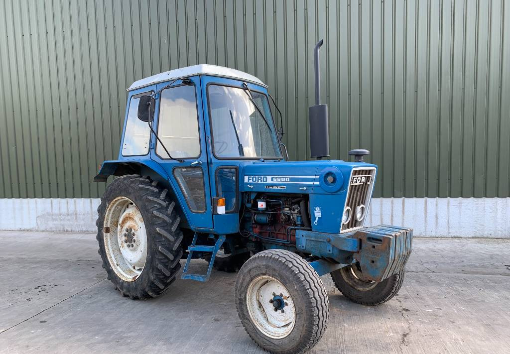 Ford 6600  - Farm tractor: picture 1