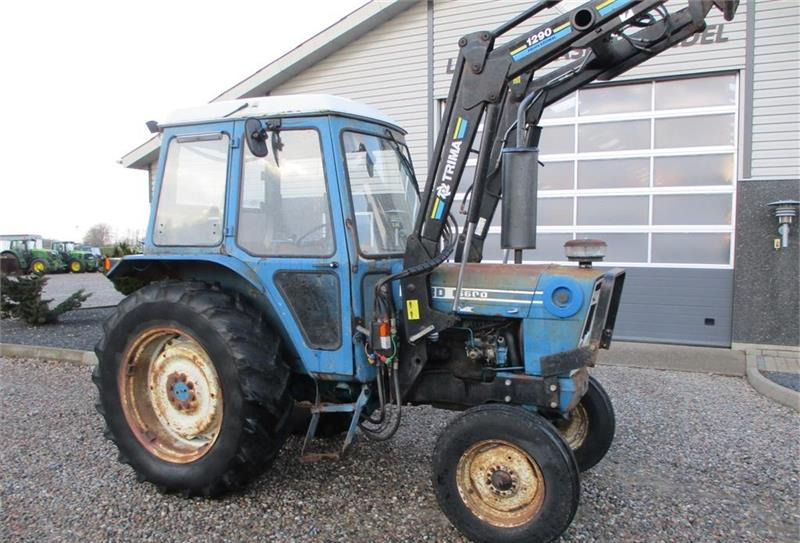 Farm tractor Ford 6600 med frontlæsser: picture 16