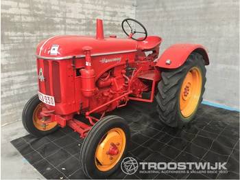 Farm tractor Hanomag R425: picture 1