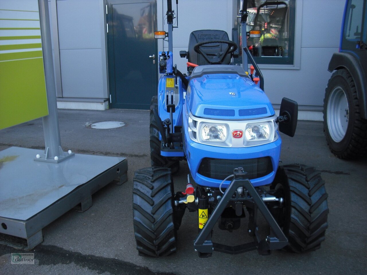 New Mini tractor Iseki TM 3267 AHL Bügel: picture 4