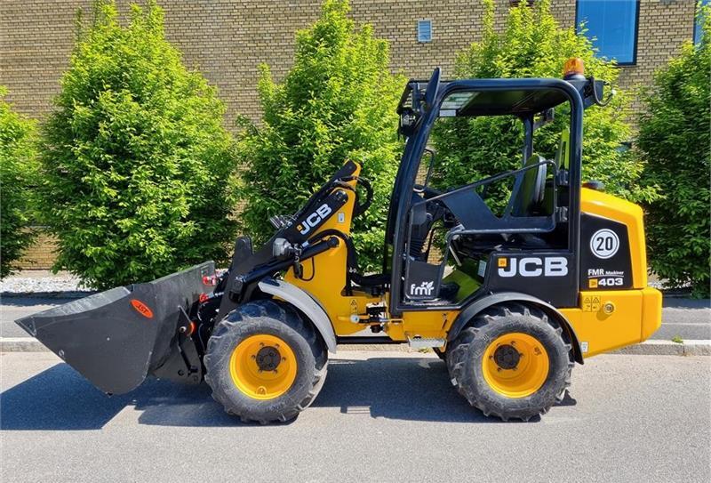 JCB 403 AGRI  - Compact loader: picture 4