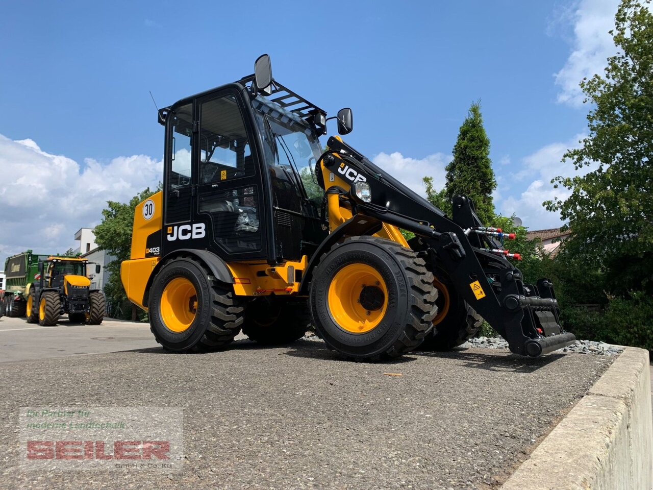 JCB 403 Agri Plus - Compact loader: picture 1