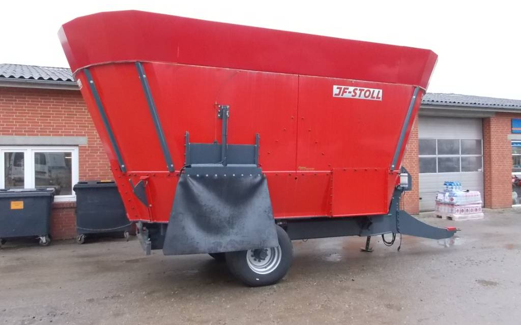 JF VM30  - Forage mixer wagon: picture 4