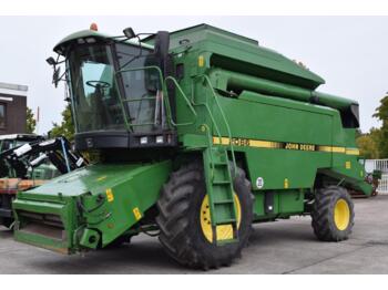 Combine harvester John Deere 2066: picture 1