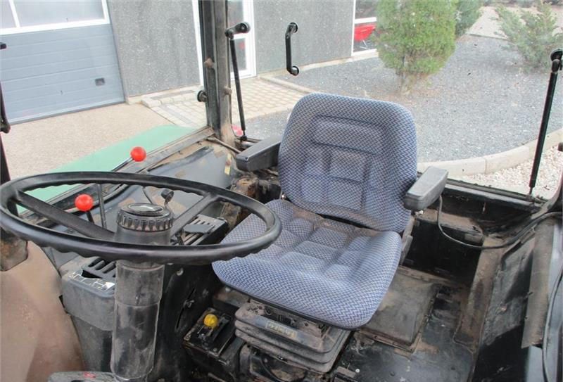 Farm tractor John Deere 2850 Med nye bagdæk på og orginale 50kgs frontvægt: picture 4