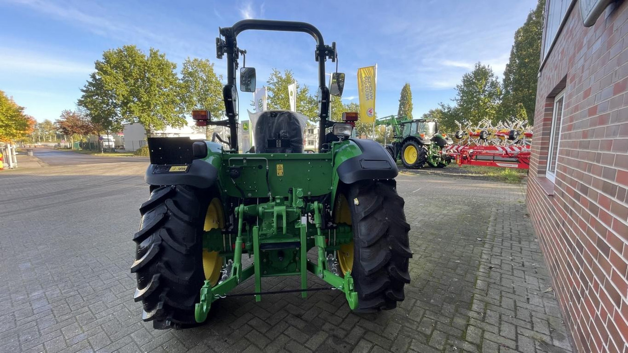 New Farm tractor John Deere 5050E BTS: picture 26