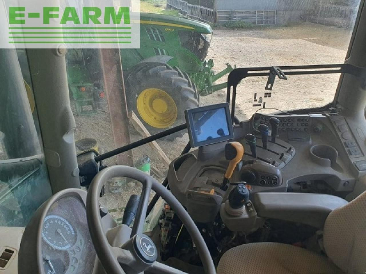 John Deere 6135r - Farm tractor: picture 5