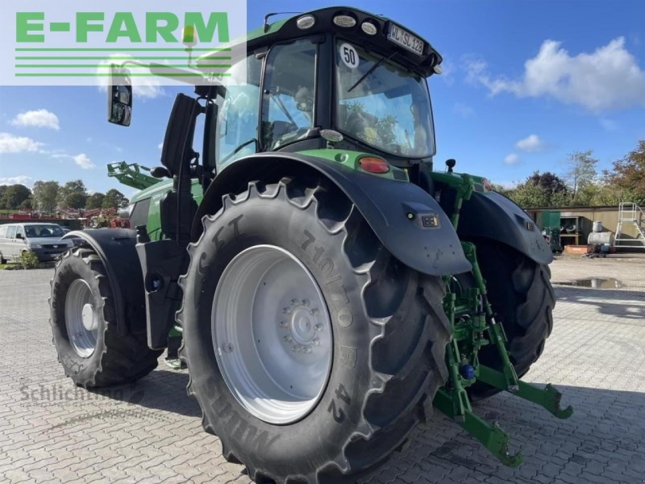 John Deere 6250r - Farm tractor: picture 3