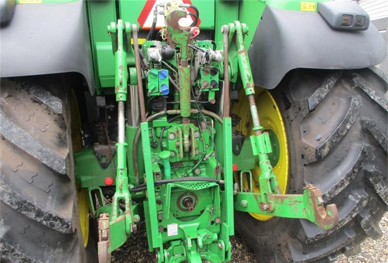 Farm tractor John Deere 7530 AutoPower, TLS, GPS klar og frontlift: picture 9