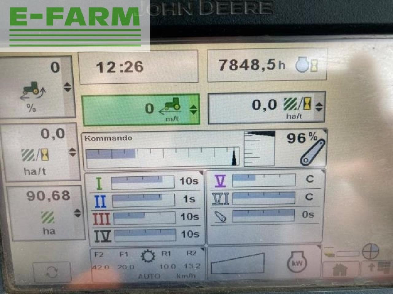 John Deere 8360r - Farm tractor: picture 3