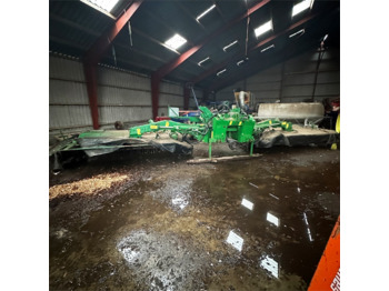 Hay and forage equipment JOHN DEERE