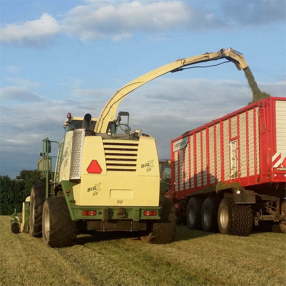 Forage harvester Krone Big X V8: picture 8