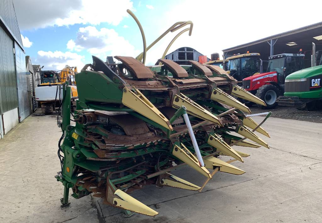 Krone Easy Collect 900-3 Maize Header  - Corn header: picture 3