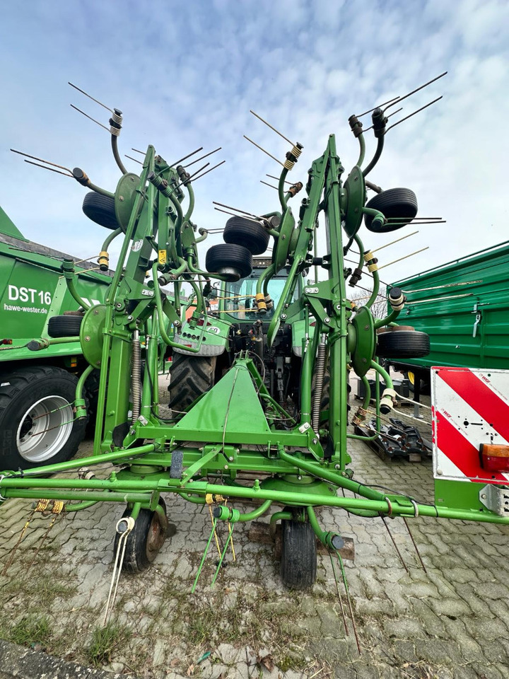 Krone KW 882 - Tedder/ Rake: picture 2