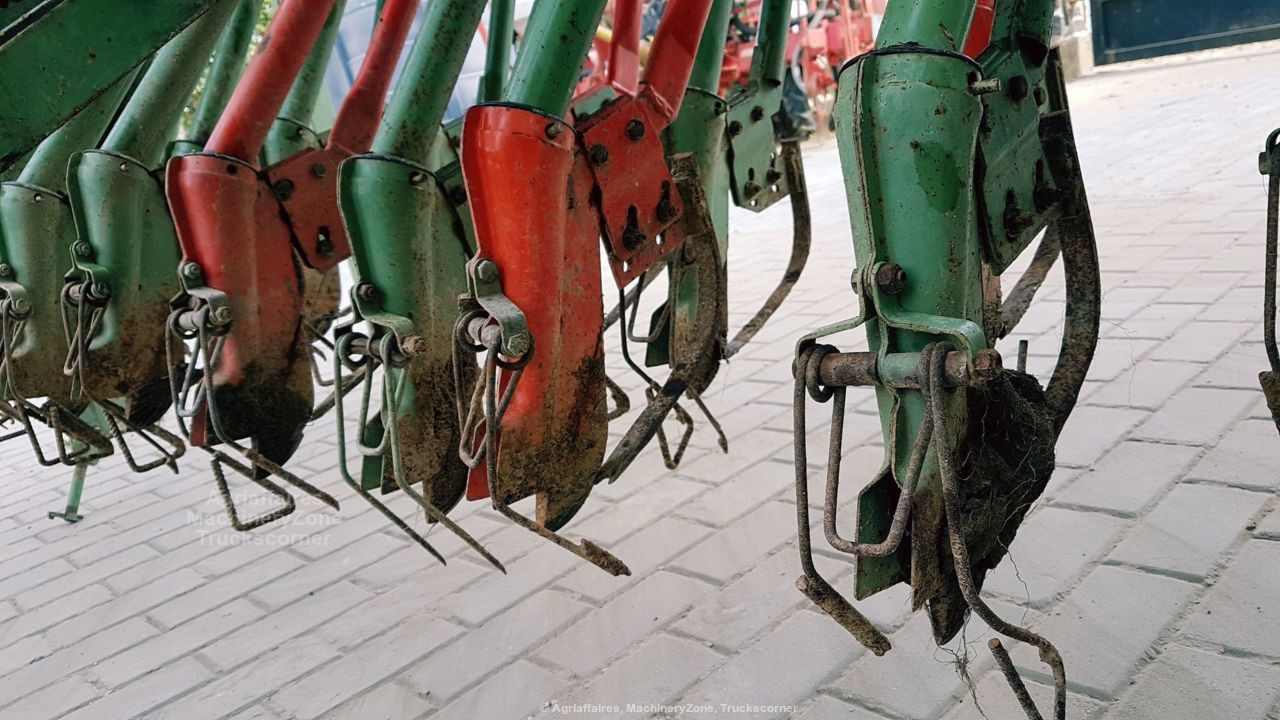 Kuhn LOGISEM 4000 - Seed drill: picture 4