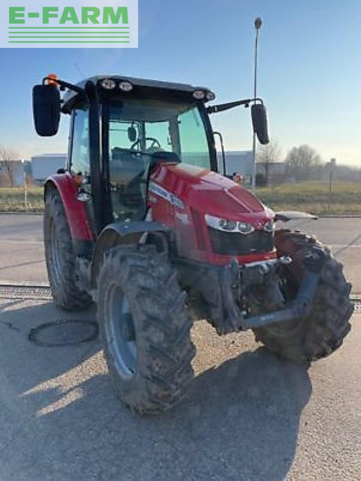 Farm tractor Massey Ferguson 5713s: picture 5