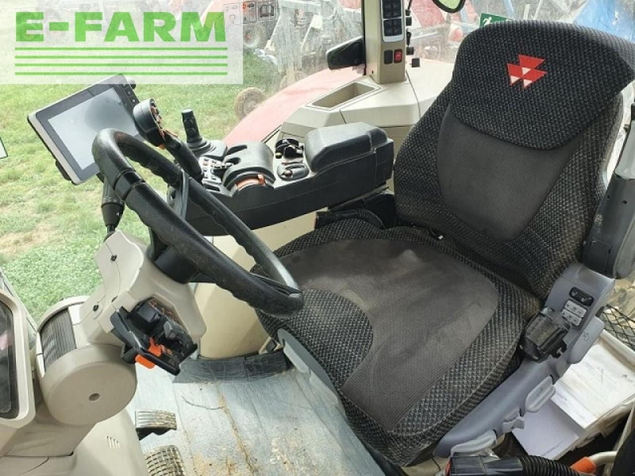 Farm tractor Massey Ferguson 8730: picture 2