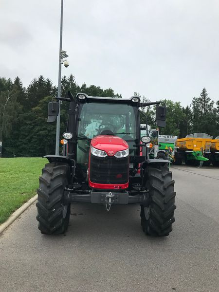 Massey Ferguson MF 4709 M Dyna-2 - Farm tractor: picture 3